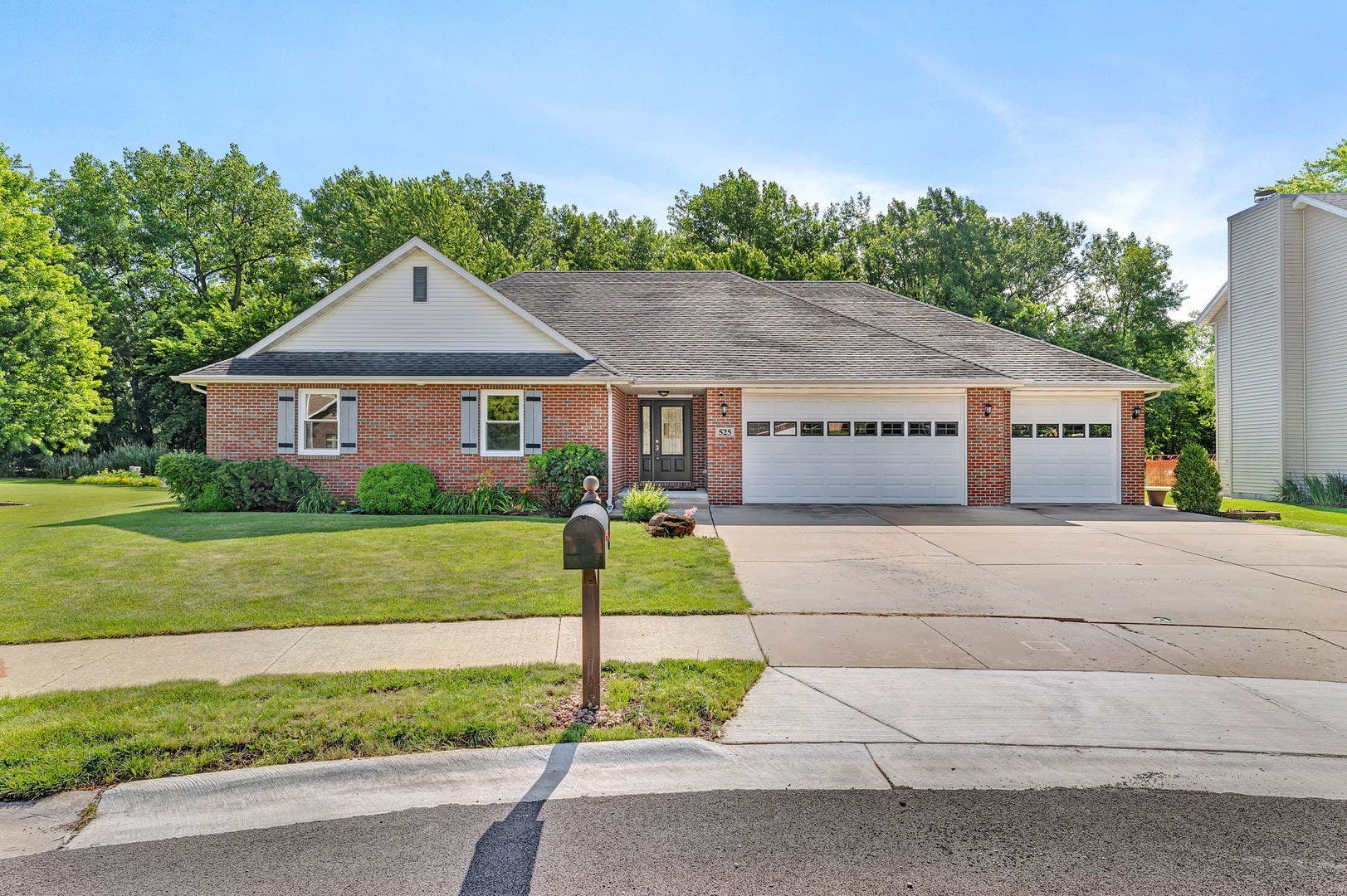 525 Stacey Court, Braidwood, IL 60408 525 Stacey Court, Braidwood, IL 60408
