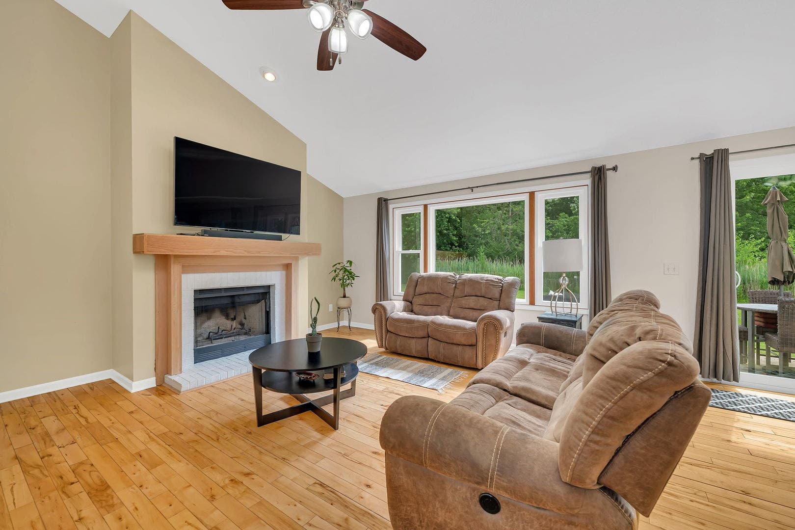525 Stacey Court, Braidwood, IL 60408 525 Stacey Court, Braidwood, IL 60408