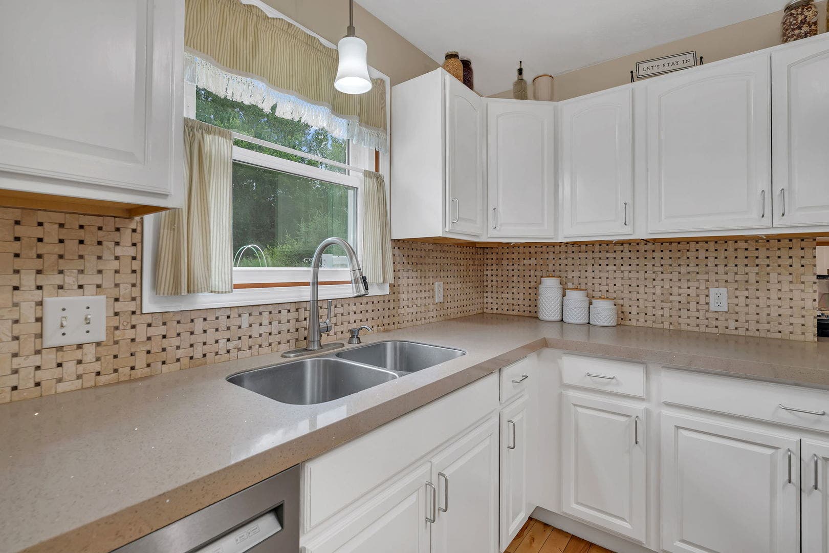 525 Stacey Court, Braidwood, IL 60408 525 Stacey Court, Braidwood, IL 60408