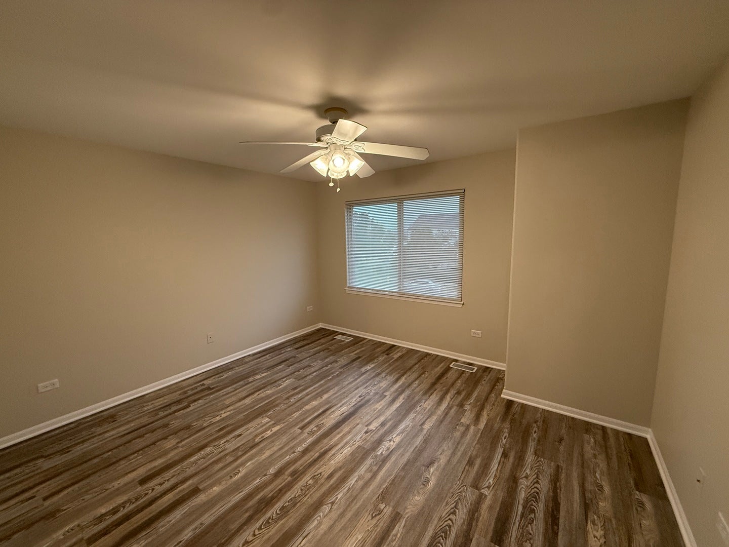 1756 Waters Edge Drive, Minooka, IL 60447 1756 Waters Edge Drive, Minooka, IL 60447