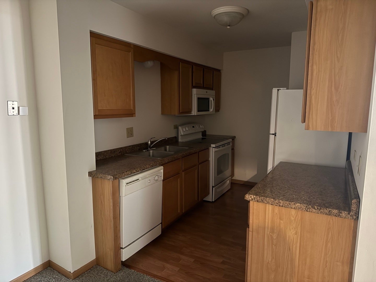 215 Morgan Court, #2B, Manhattan, IL 60442 215 Morgan Court, #2B, Manhattan, IL 60442