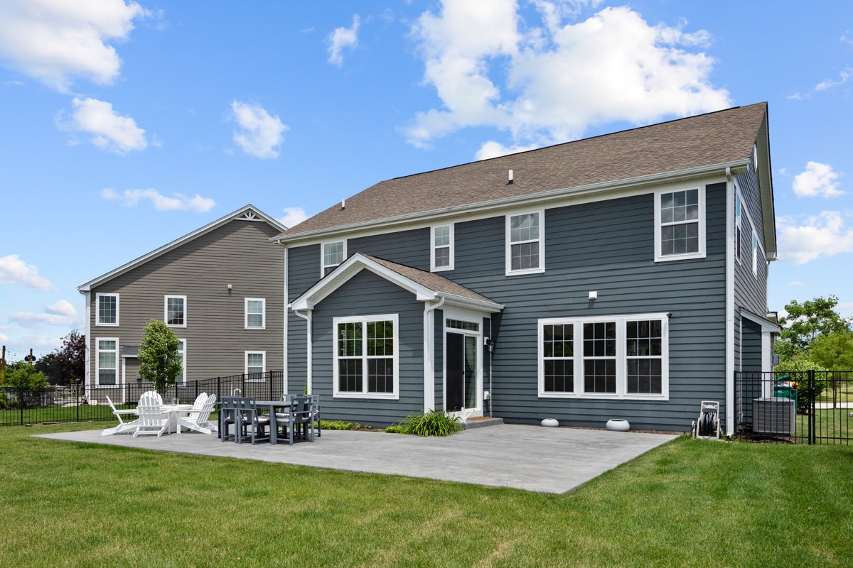 13340 Bond Circle, Lemont, IL 60439