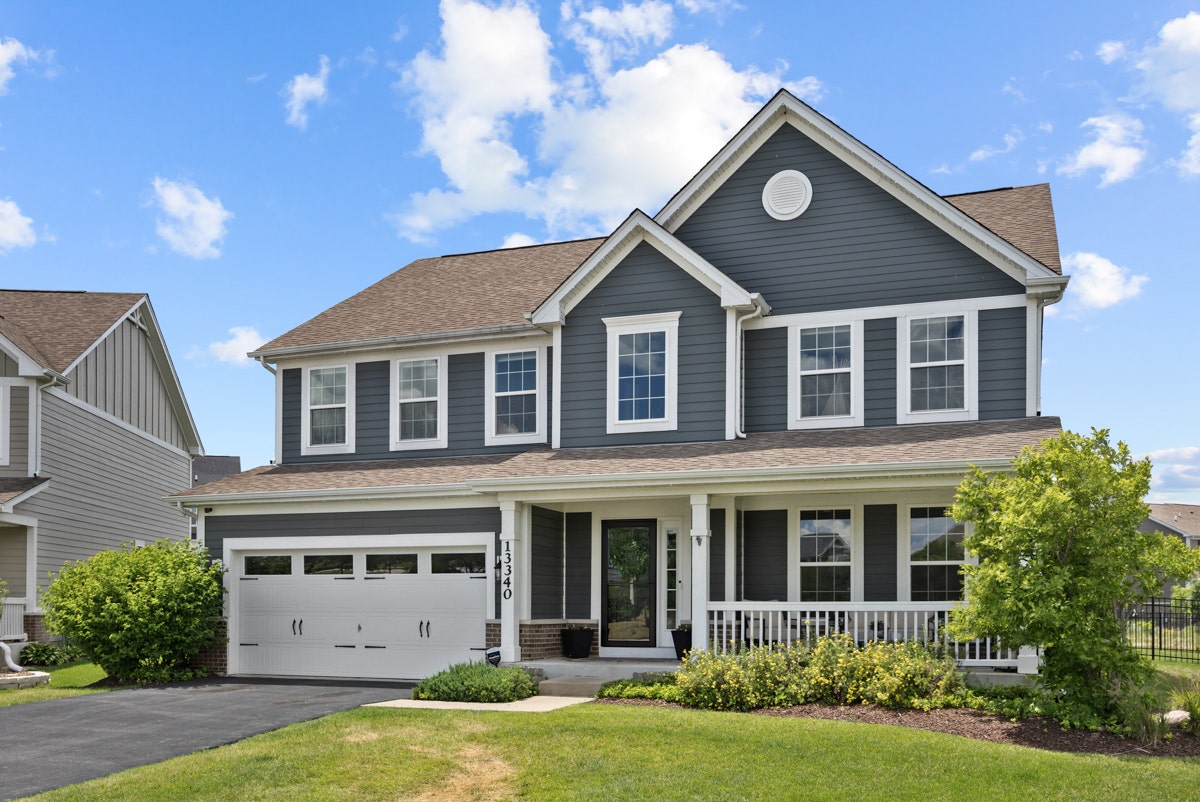 13340 Bond Circle, Lemont, IL 60439