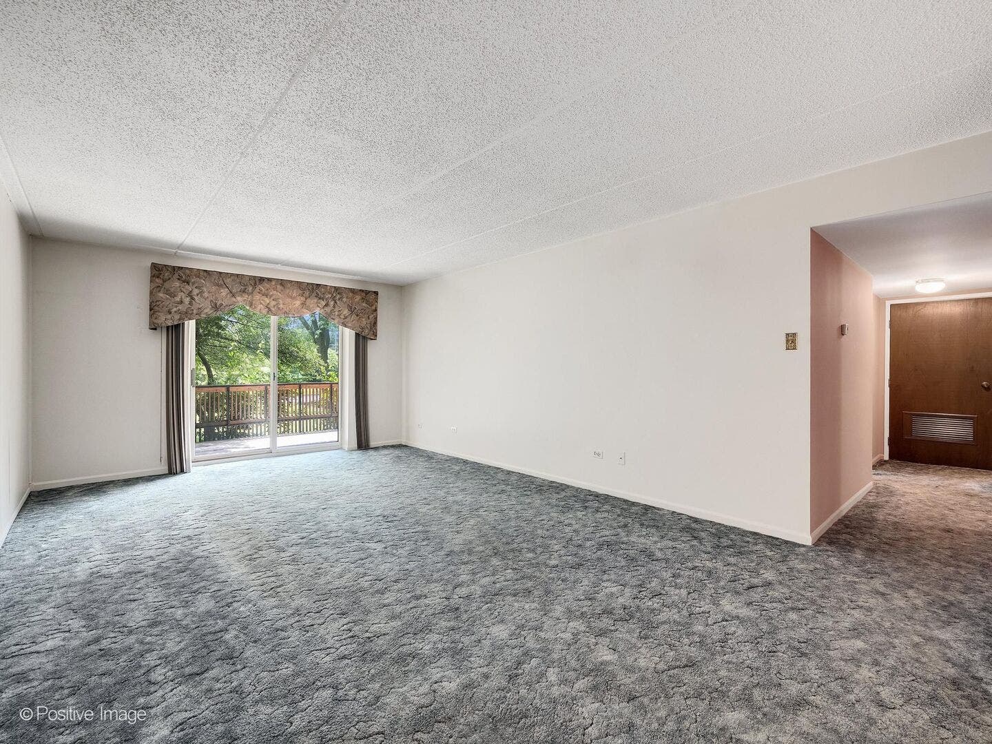 500 Redondo Road, #109, Downers Grove, IL 60516