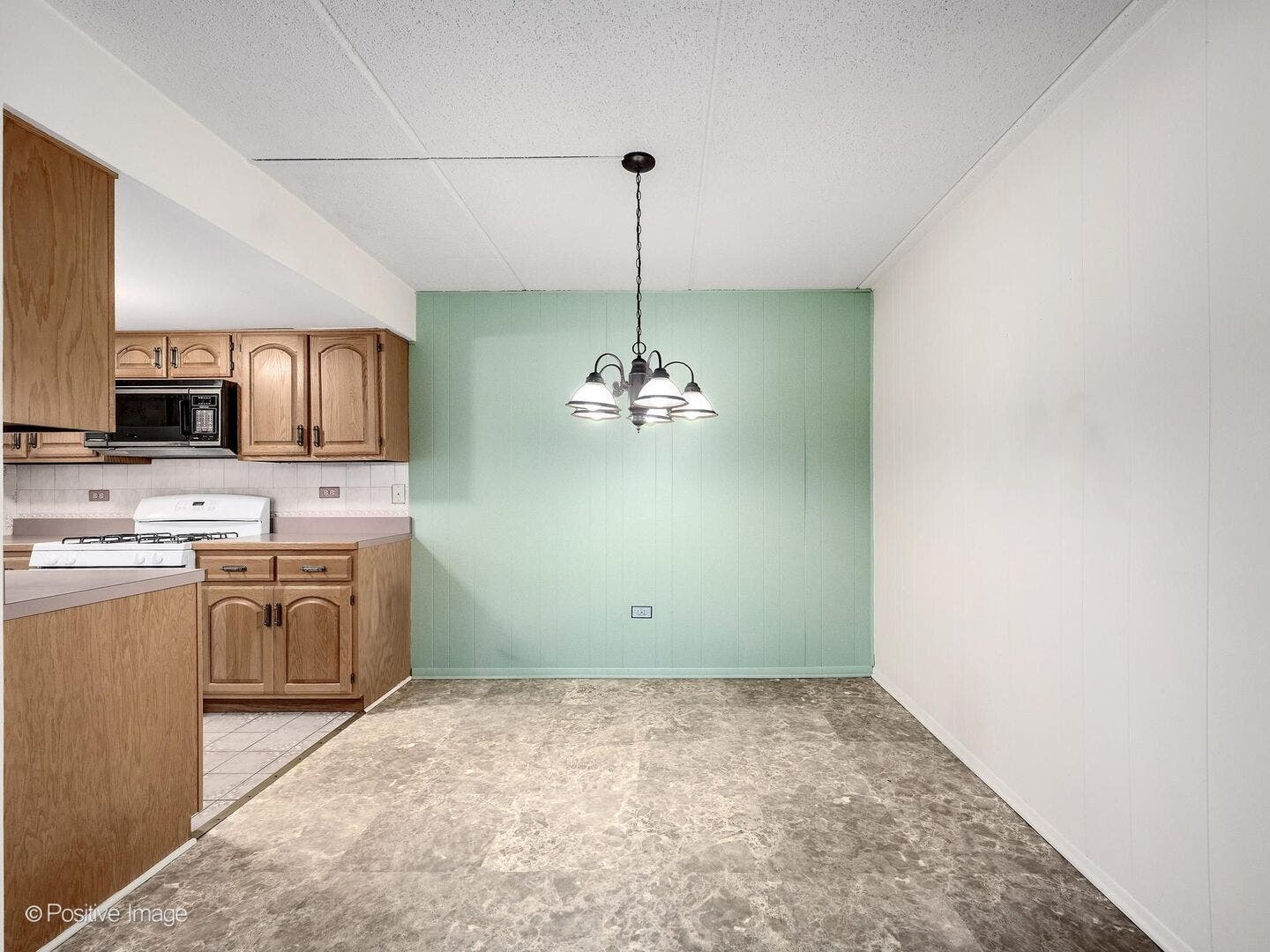 500 Redondo Road, #109, Downers Grove, IL 60516