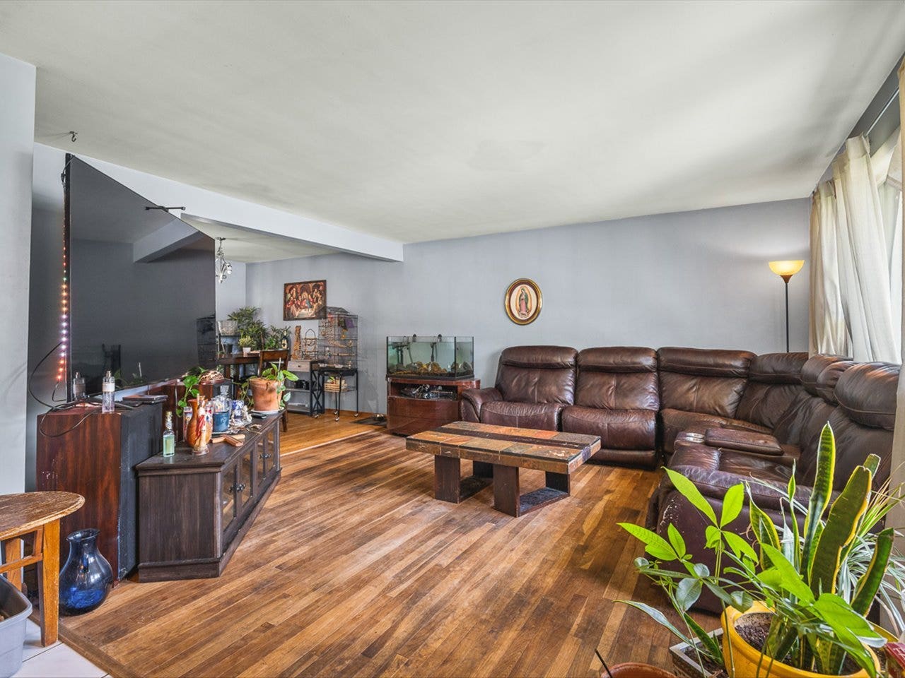 219 Walter Court, Elgin, IL 60123 219 Walter Court, Elgin, IL 60123