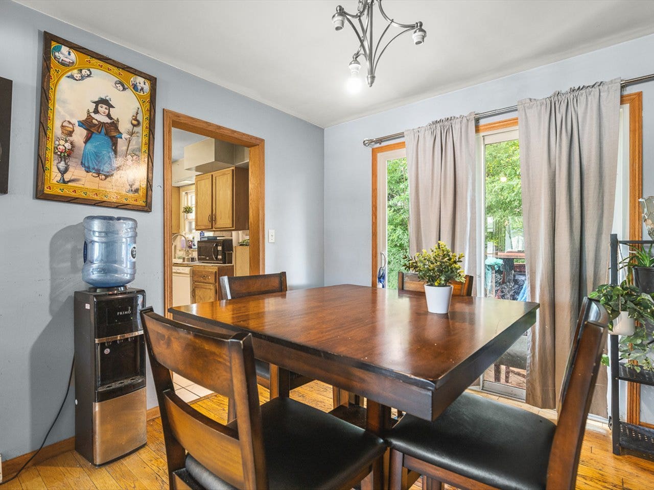 219 Walter Court, Elgin, IL 60123 219 Walter Court, Elgin, IL 60123