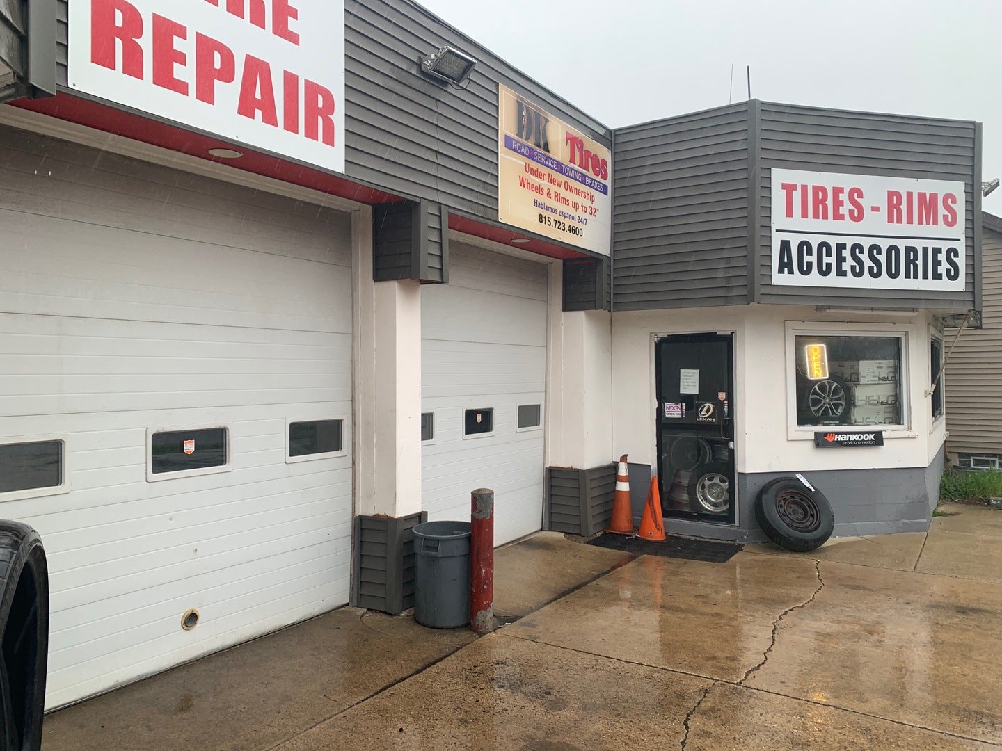 935 W JEFFERSON Street, Joliet, IL 60435 935 W JEFFERSON Street, Joliet, IL 60435