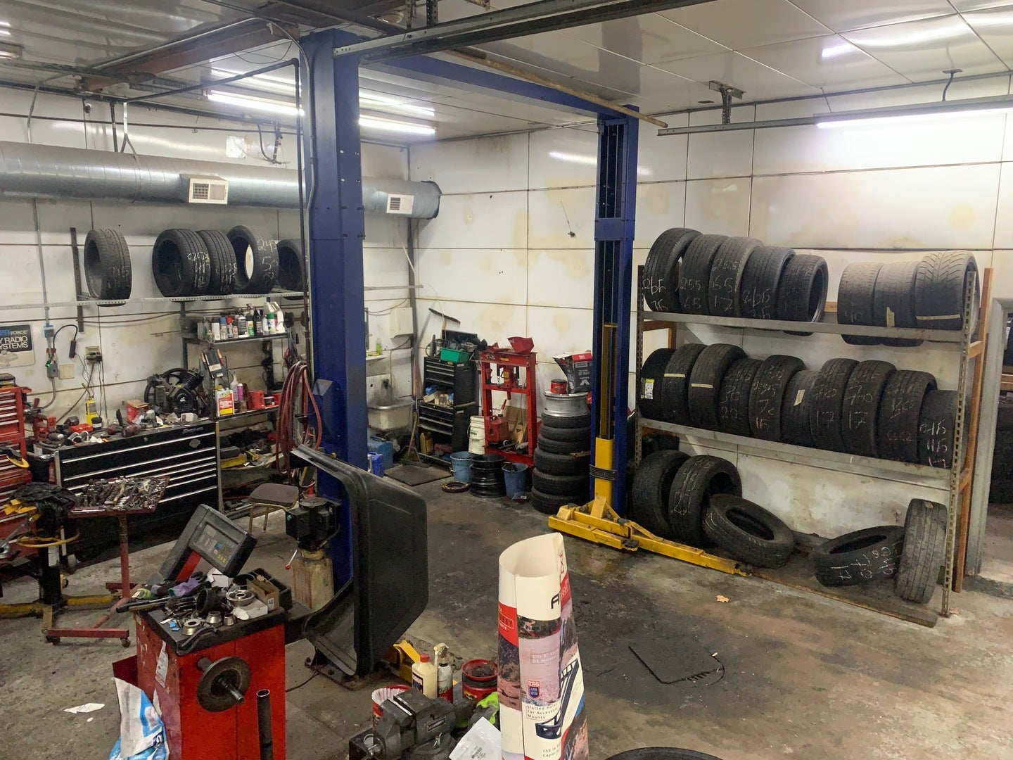 935 W JEFFERSON Street, Joliet, IL 60435 935 W JEFFERSON Street, Joliet, IL 60435