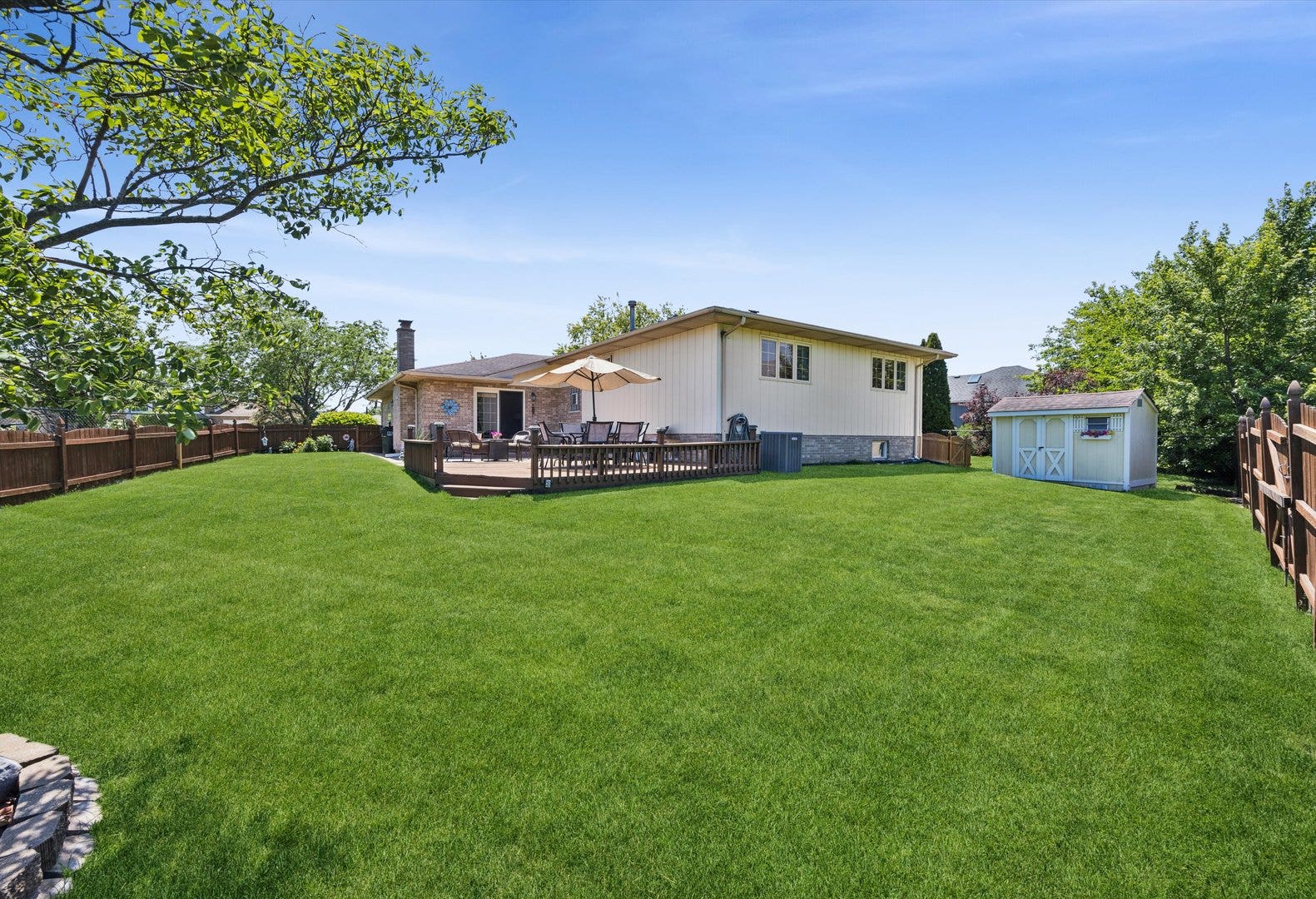 7006 Coachwood Trail, Tinley Park, IL 60477
