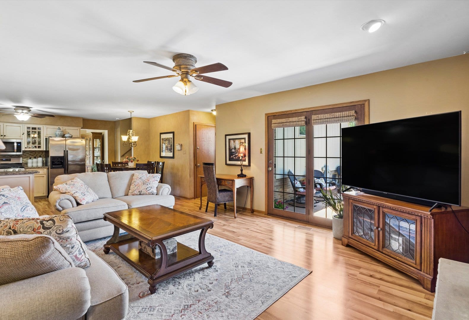 7006 Coachwood Trail, Tinley Park, IL 60477