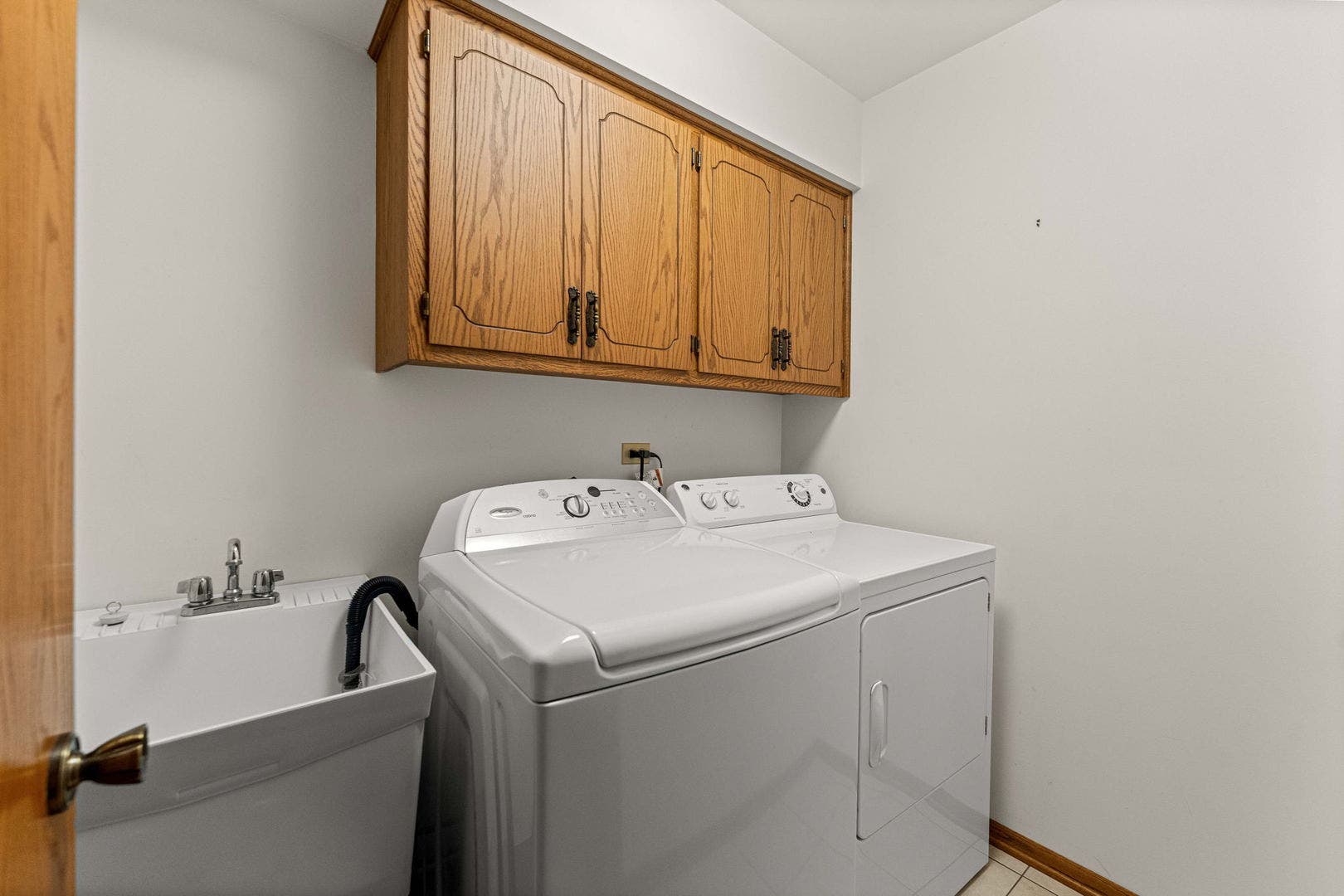 10851 Minnesota Court, #52, Orland Park, IL 60467 10851 Minnesota Court, #52, Orland Park, IL 60467