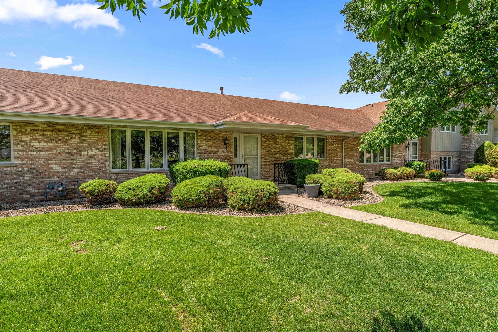 10851 Minnesota Court, #52, Orland Park, IL 60467 10851 Minnesota Court, #52, Orland Park, IL 60467