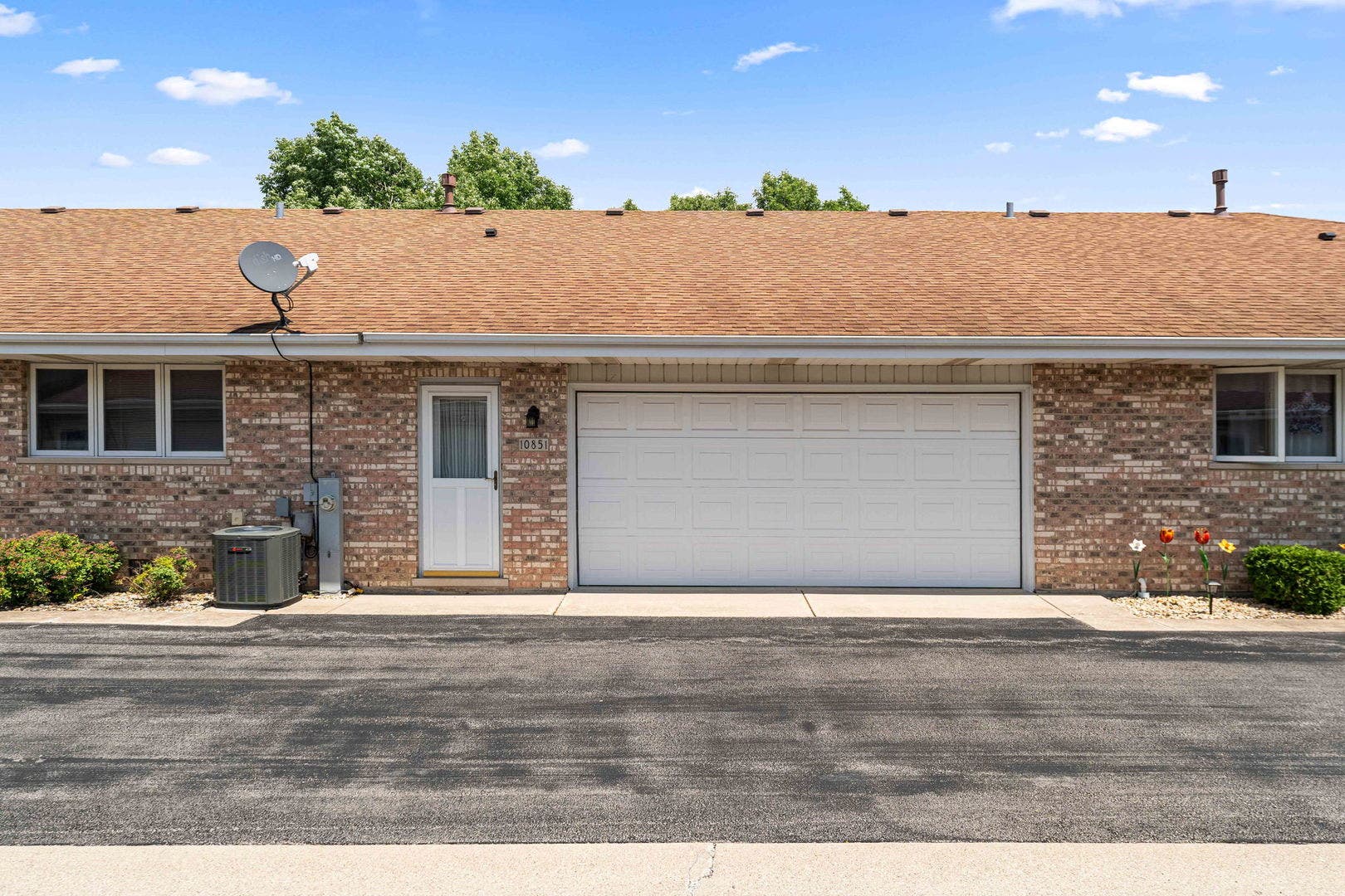 10851 Minnesota Court, #52, Orland Park, IL 60467 10851 Minnesota Court, #52, Orland Park, IL 60467