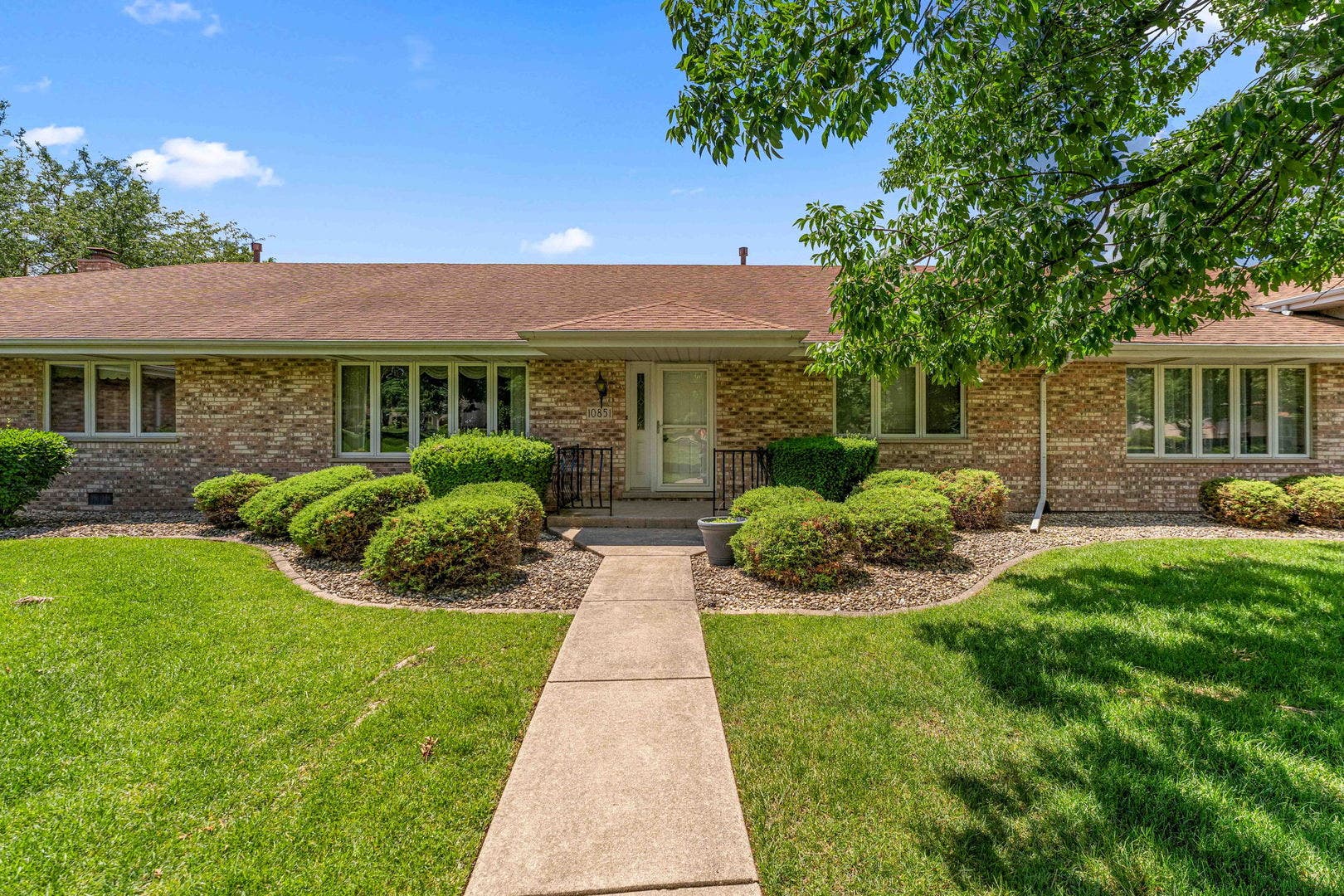 10851 Minnesota Court, #52, Orland Park, IL 60467 10851 Minnesota Court, #52, Orland Park, IL 60467