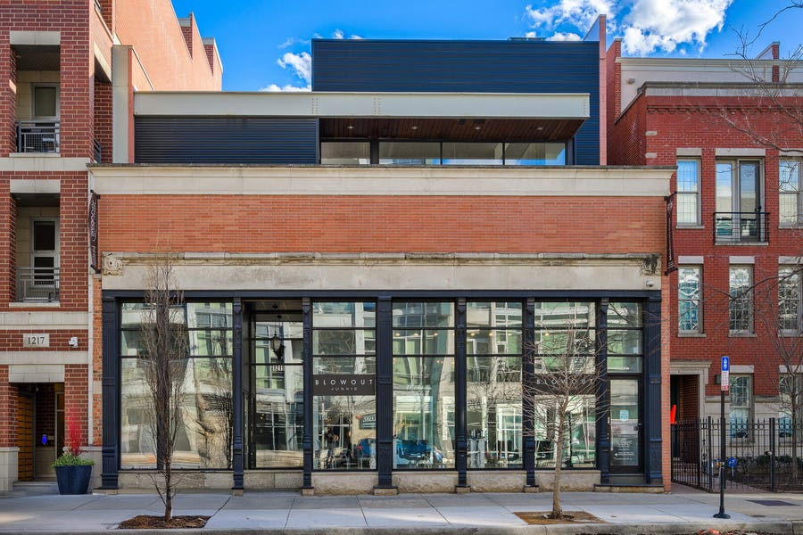 Property photo for 1219 W Madison Street, Chicago, IL