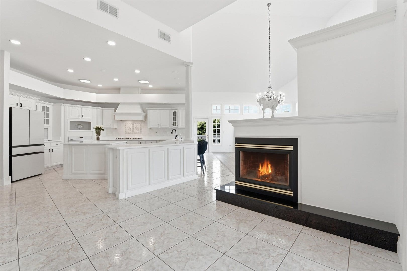 12024 W Edgewood Drive, Homer Glen, IL 60491