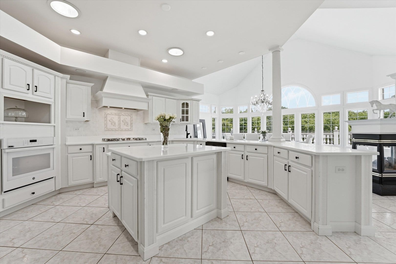 12024 W Edgewood Drive, Homer Glen, IL 60491