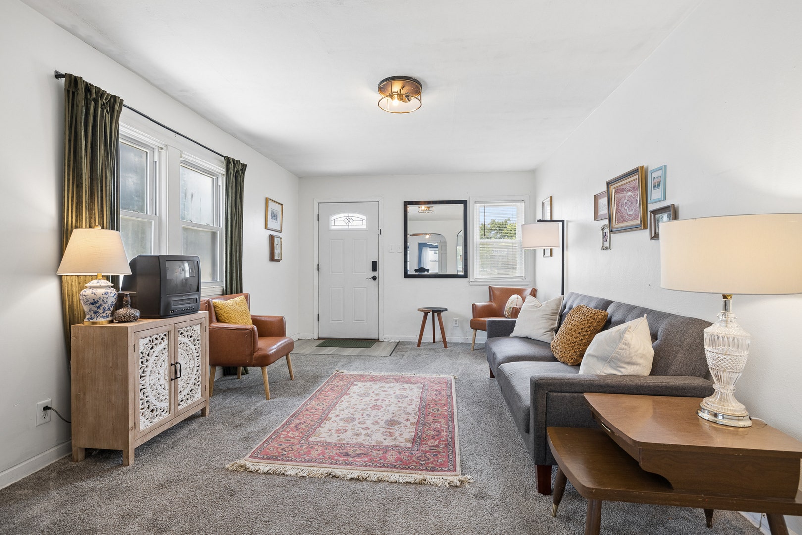 1215 W Jefferson Street, Joliet, IL 60435 1215 W Jefferson Street, Joliet, IL 60435
