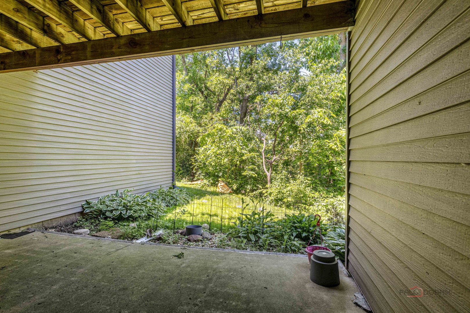24 Garden Crescent Court, Elgin, IL 60123