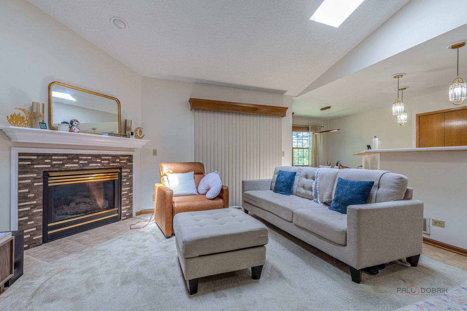 24 Garden Crescent Court, Elgin, IL 60123