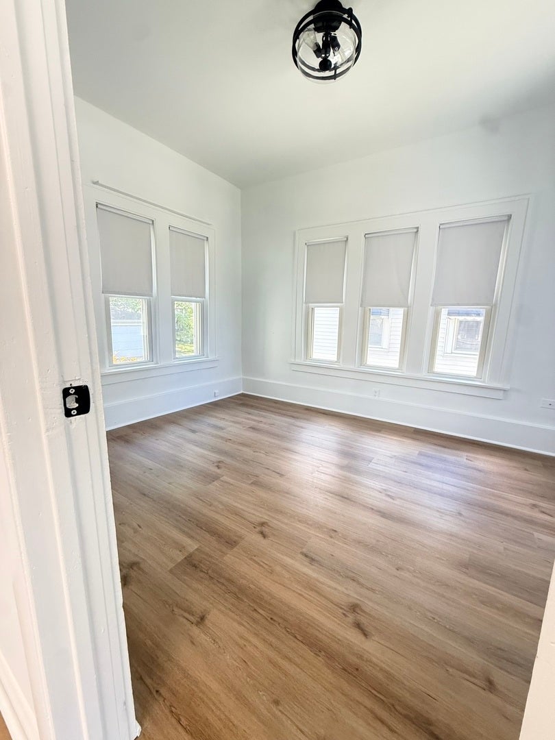 14607 Saint Louis Avenue, Midlothian, IL 60445