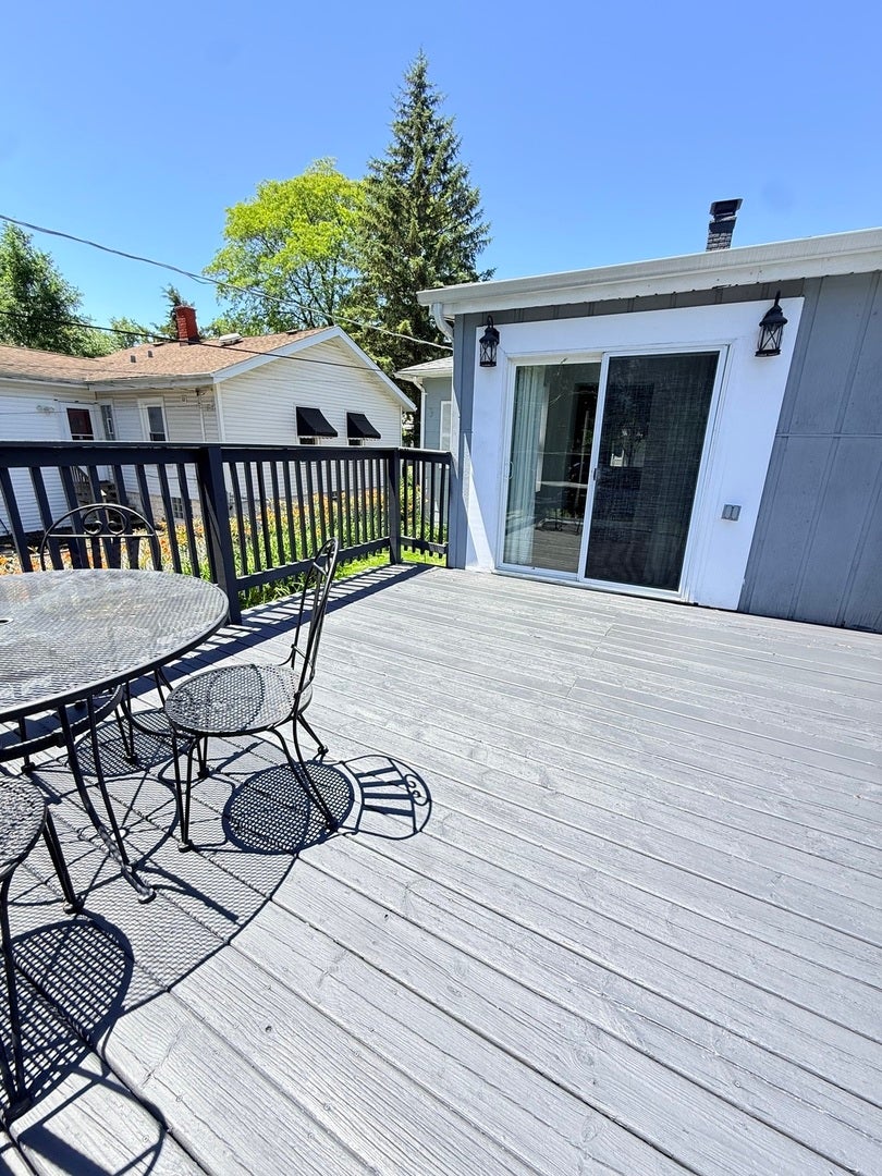 14607 Saint Louis Avenue, Midlothian, IL 60445