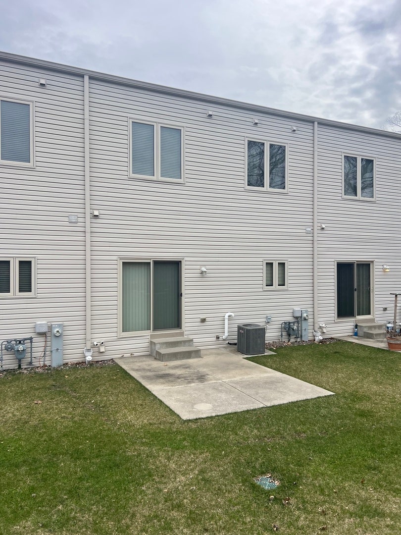 908 East Street, Lemont, IL 60439 908 East Street, Lemont, IL 60439