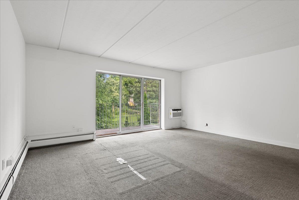 5125 Blodgett Avenue, #218T, Downers Grove, IL 60515