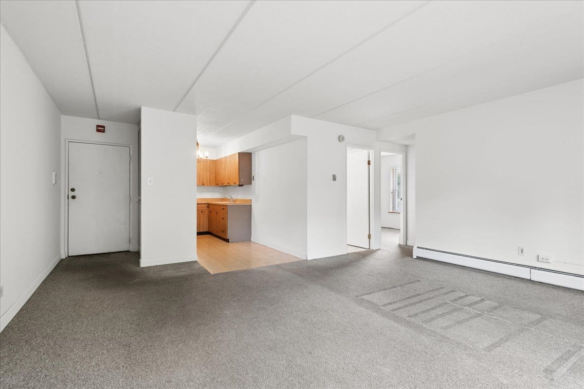 5125 Blodgett Avenue, #218T, Downers Grove, IL 60515