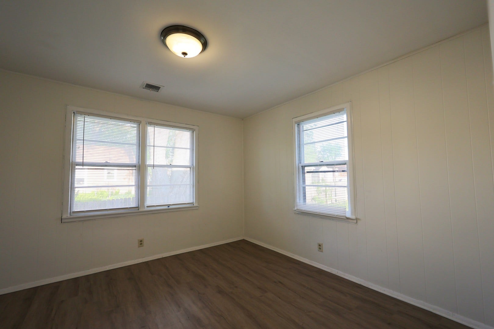 2414 Garden Street, Joliet, IL 60435