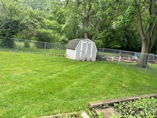 16401 Olcott Avenue, Tinley Park, IL 60477