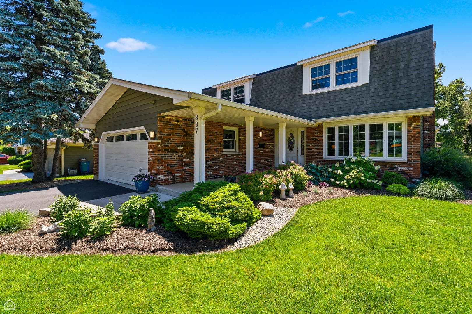 837 62nd Street, Downers Grove, IL 60516