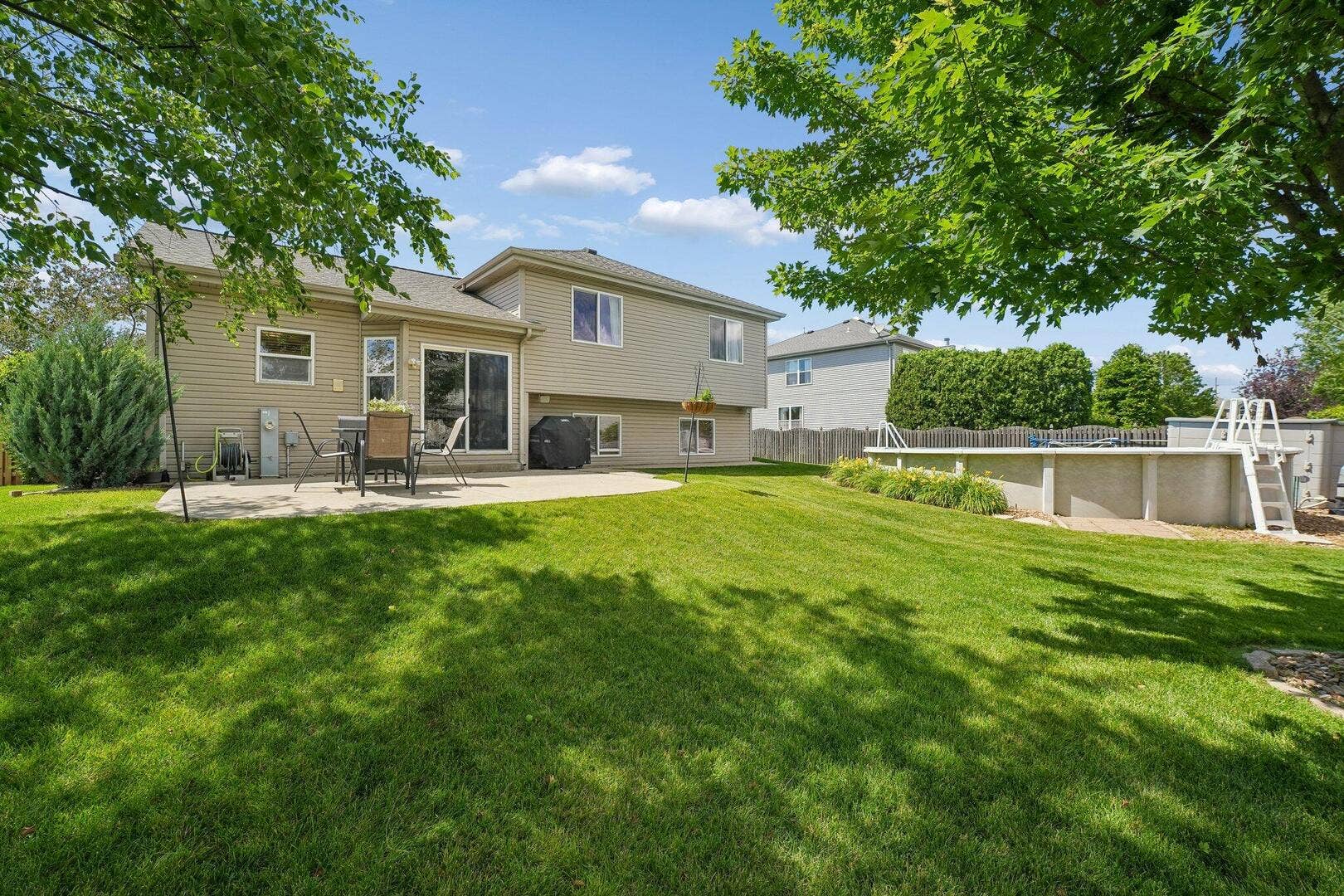 24857 Buttercup Lane, Manhattan, IL 60442 24857 Buttercup Lane, Manhattan, IL 60442