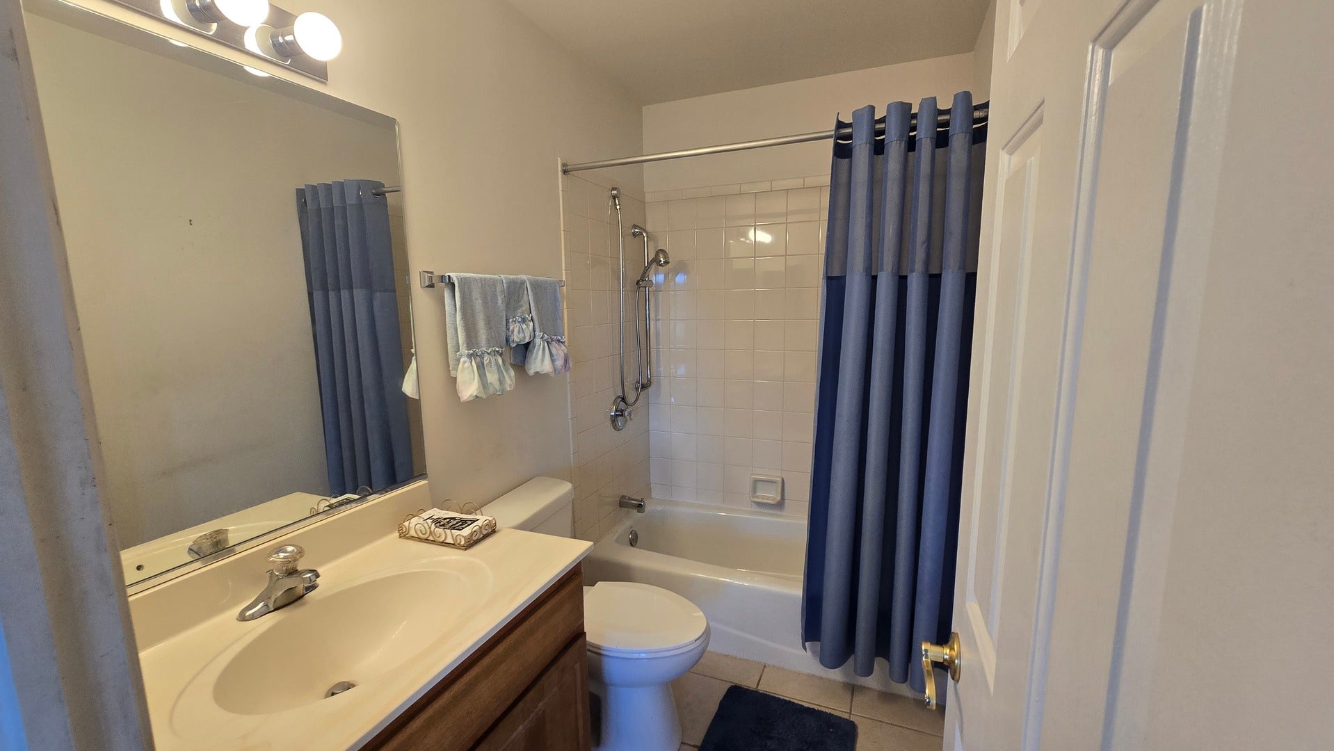 53 Odyssey Drive, Tinley Park, IL 60477 53 Odyssey Drive, Tinley Park, IL 60477
