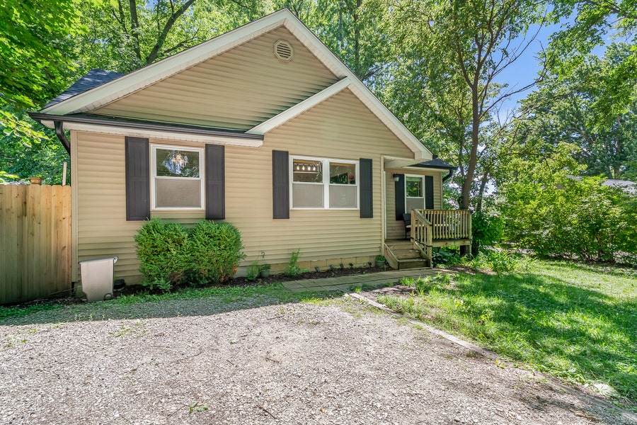 Property photo for 926 S Cedar Road, New Lenox, IL