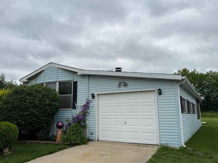 Property photo for 664 Huntsbridge Road, Matteson, IL