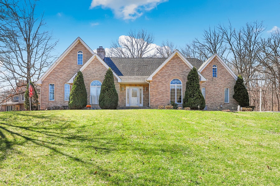 Property photo for 2200 E Gaisor Court, Crete, IL