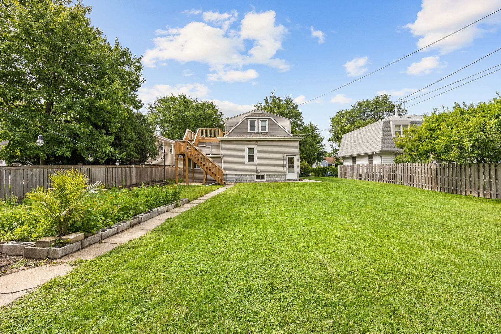 548 Prairie Avenue, Downers Grove, IL 60515