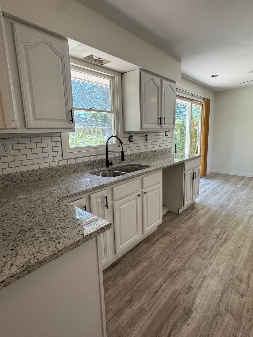 3100 Harris Drive, Joliet, IL 60431