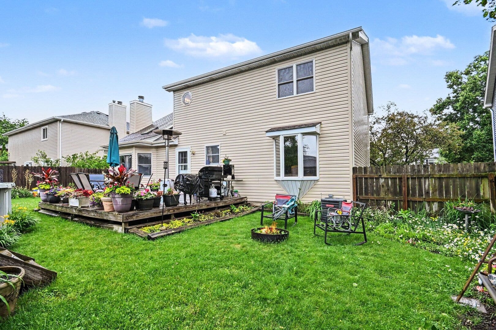 109 S Canyon Drive, Bolingbrook, IL 60490