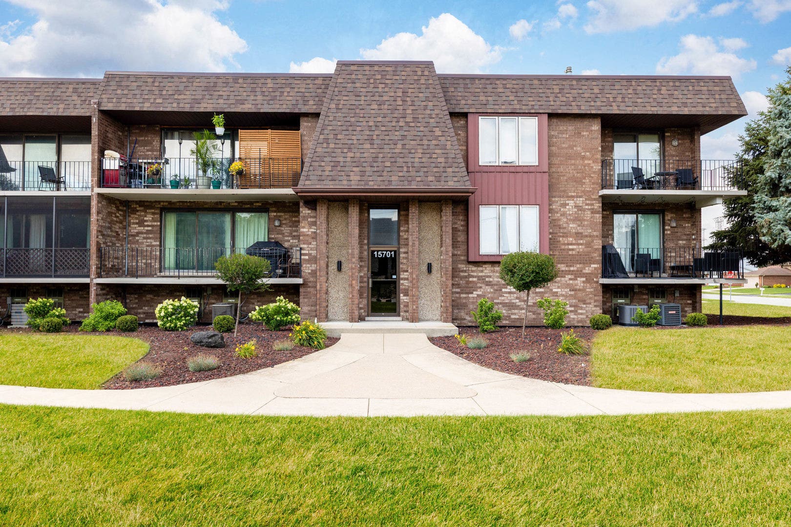 15701 Brassie Court, #2N, Orland Park, IL 60462 15701 Brassie Court, #2N, Orland Park, IL 60462