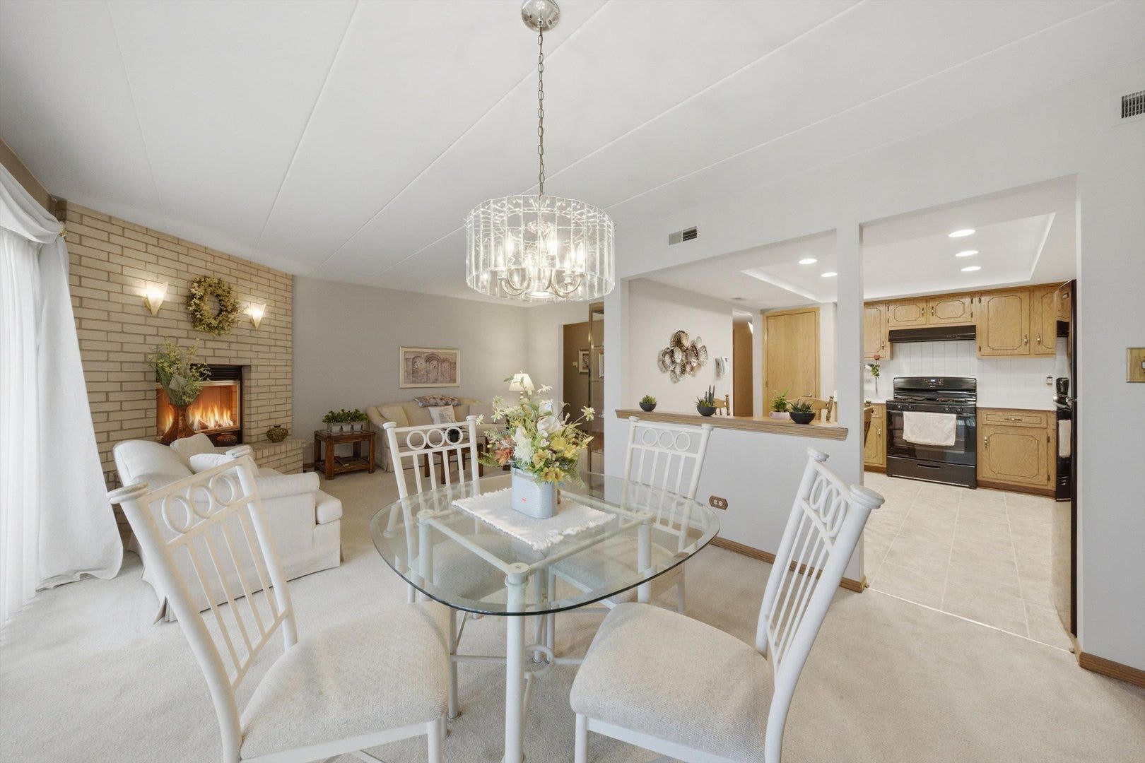 15712 OLD ORCHARD Court, #1S, Orland Park, IL 60462 15712 OLD ORCHARD Court, #1S, Orland Park, IL 60462