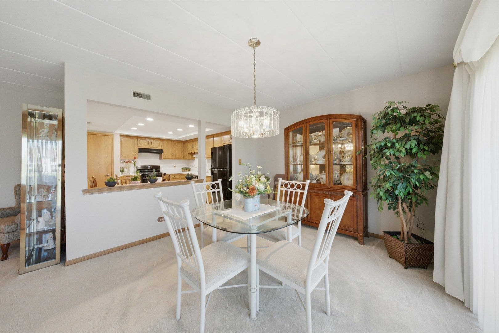 15712 OLD ORCHARD Court, #1S, Orland Park, IL 60462 15712 OLD ORCHARD Court, #1S, Orland Park, IL 60462