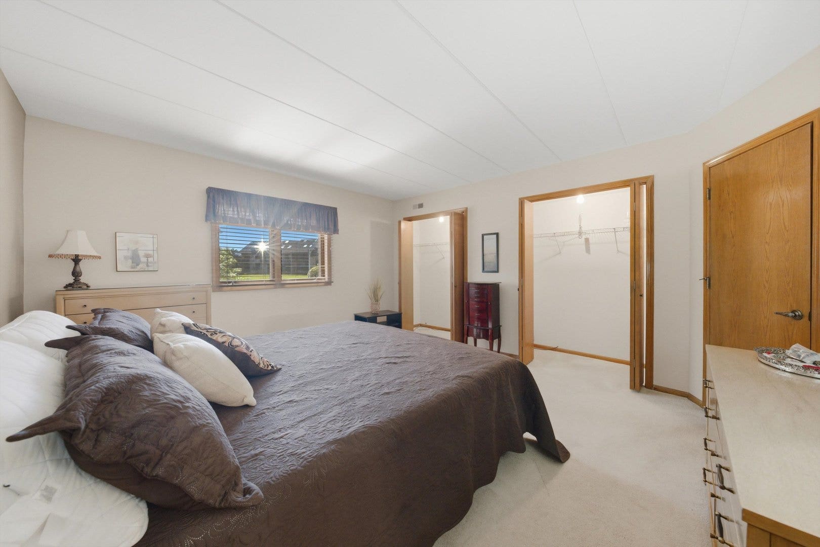 15712 OLD ORCHARD Court, #1S, Orland Park, IL 60462 15712 OLD ORCHARD Court, #1S, Orland Park, IL 60462