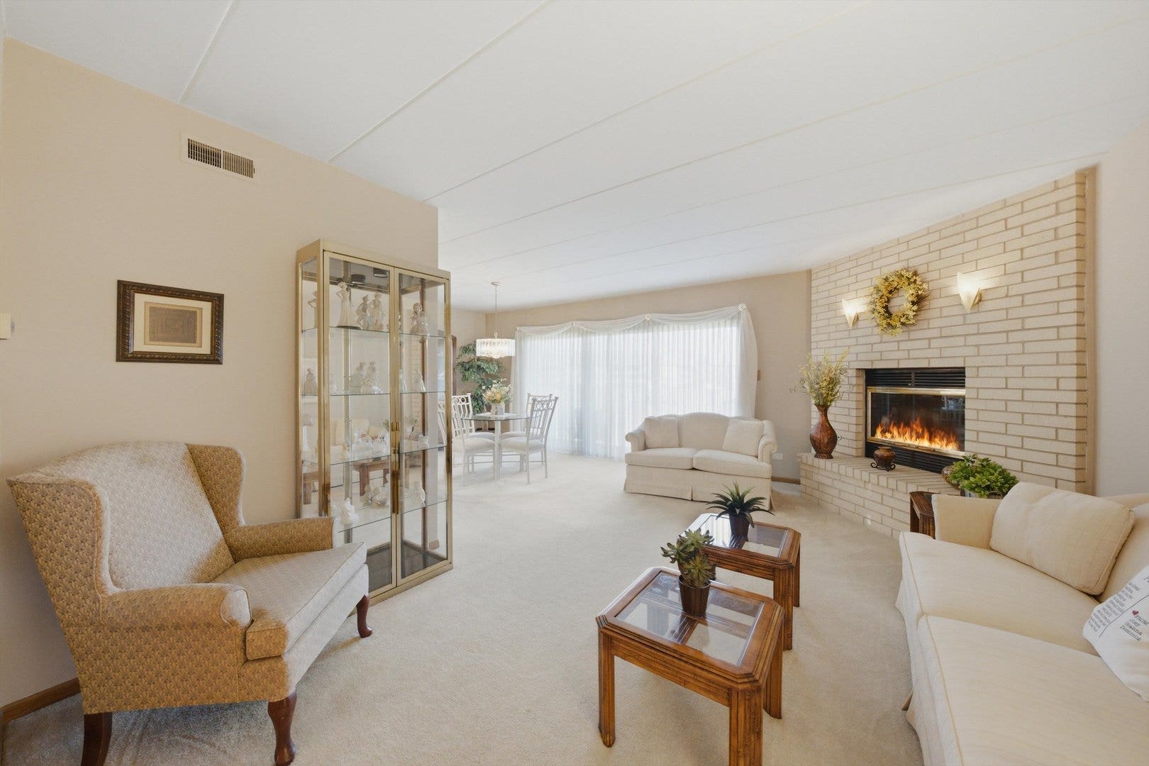 15712 OLD ORCHARD Court, #1S, Orland Park, IL 60462 15712 OLD ORCHARD Court, #1S, Orland Park, IL 60462