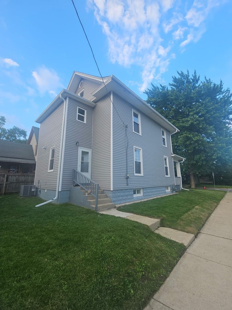 583 S Lasalle Avenue, Aurora, IL 60505 583 S Lasalle Avenue, Aurora, IL 60505