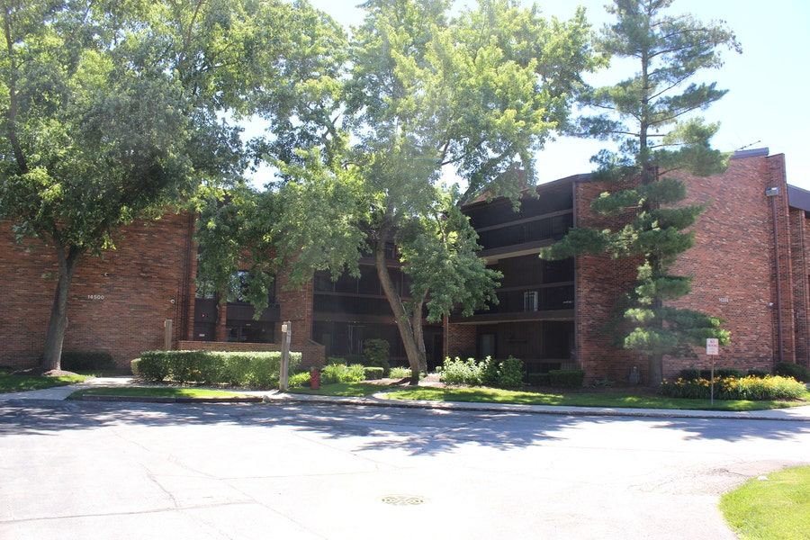 Property photo for 14500 LINDER Court, #PH1, Oak Forest, IL