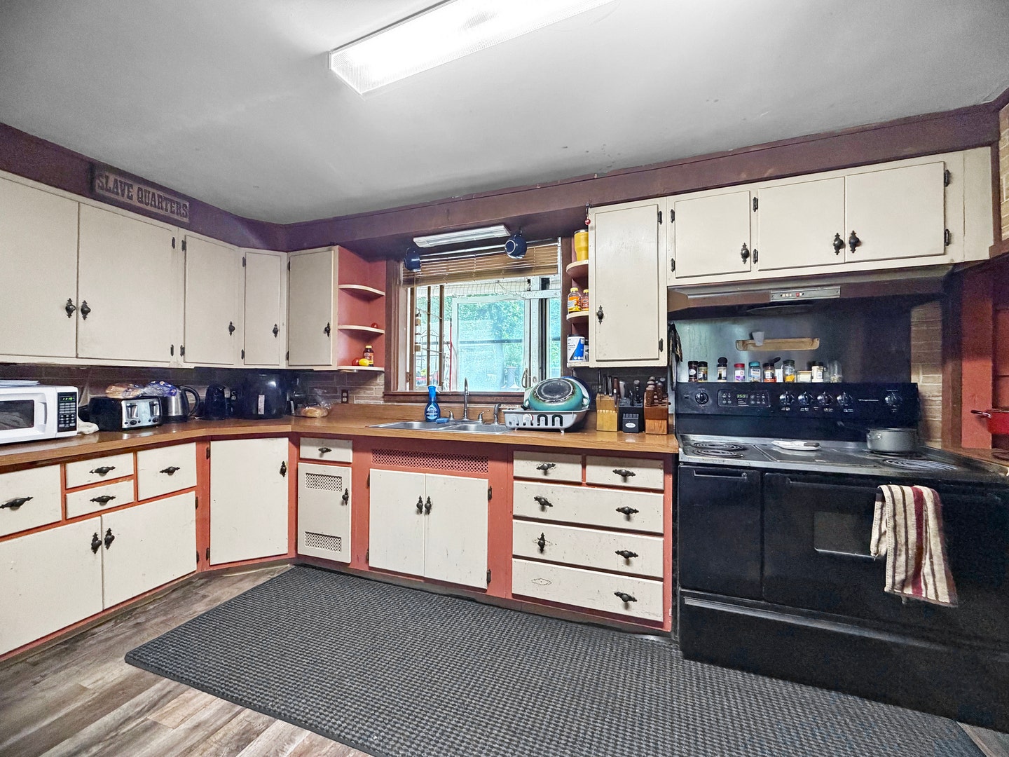 518 E 10th Street, Lockport, IL 60441 518 E 10th Street, Lockport, IL 60441