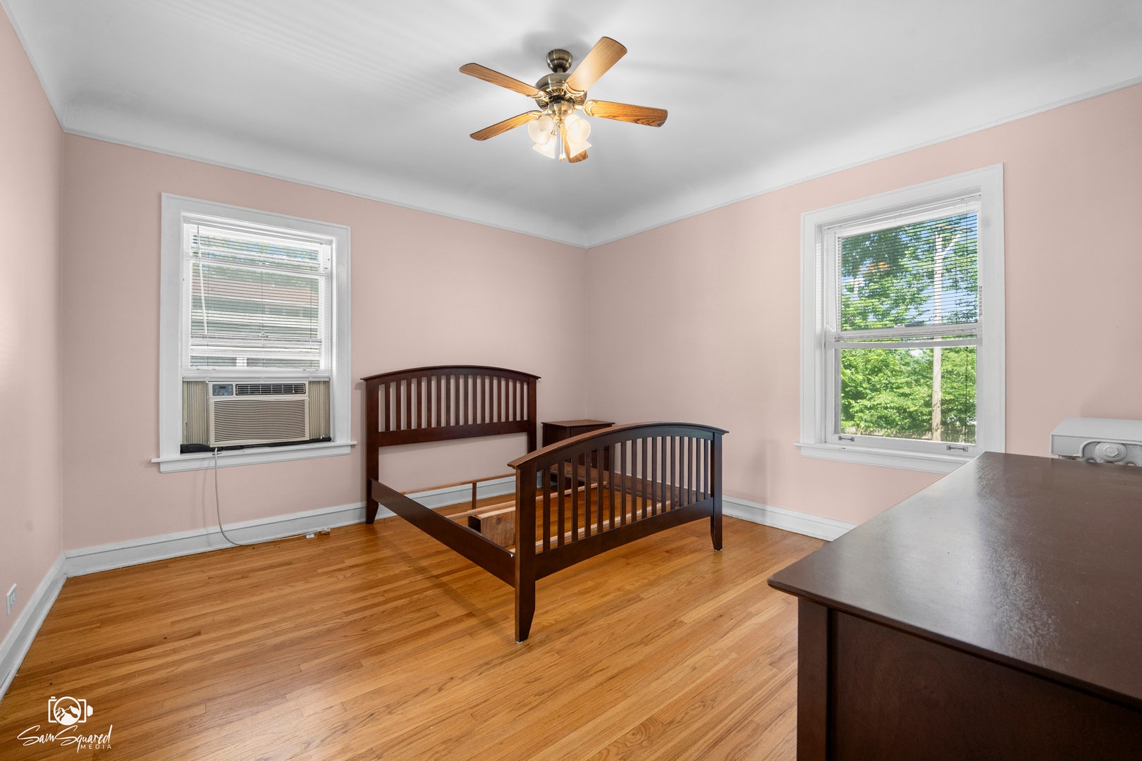 9237 S Longwood Drive, Chicago, IL 60643 9237 S Longwood Drive, Chicago, IL 60643